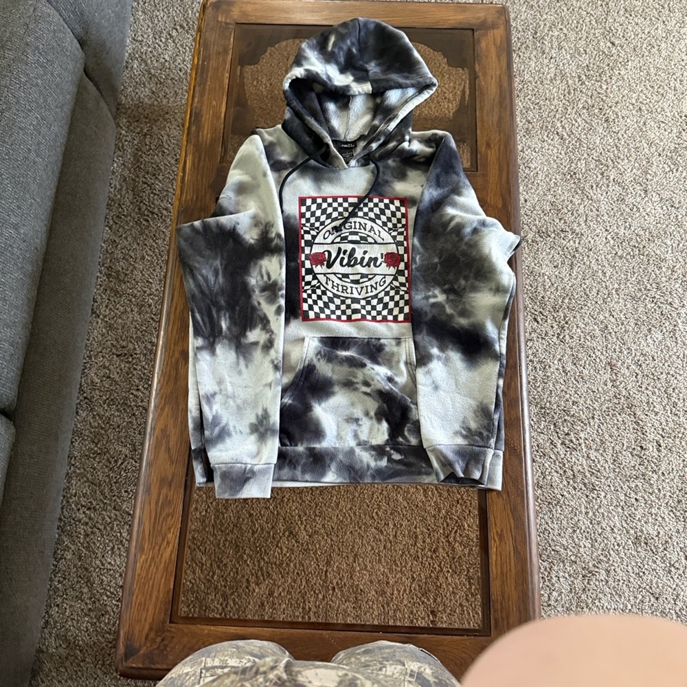 Rue21 Black and Gray Tie-Dye Hoodie